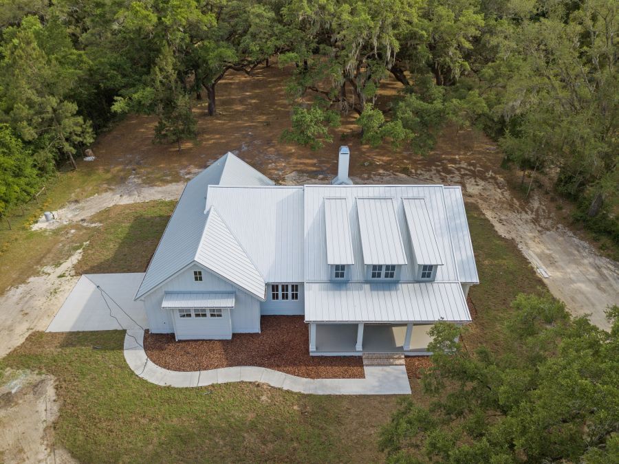Oak Hammock - Custom home interior photo