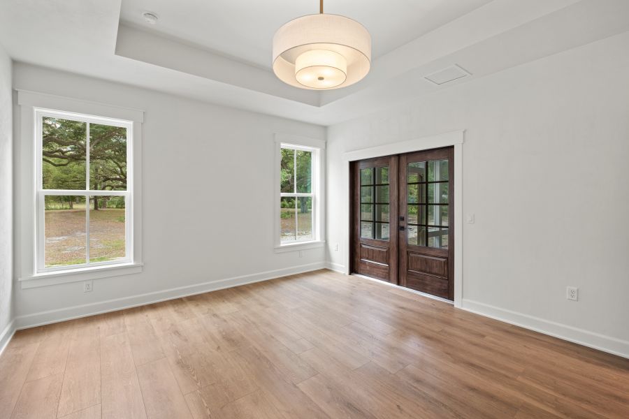 Oak Hammock - Custom home interior photo