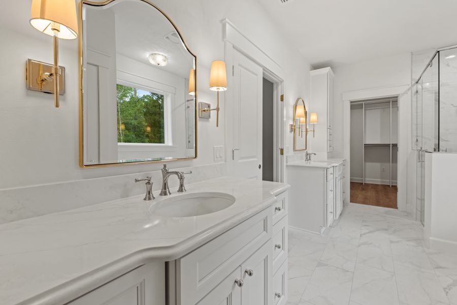 Oak Hammock - Custom home interior photo
