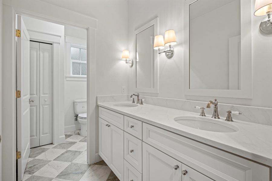 Oak Hammock - Custom home interior photo
